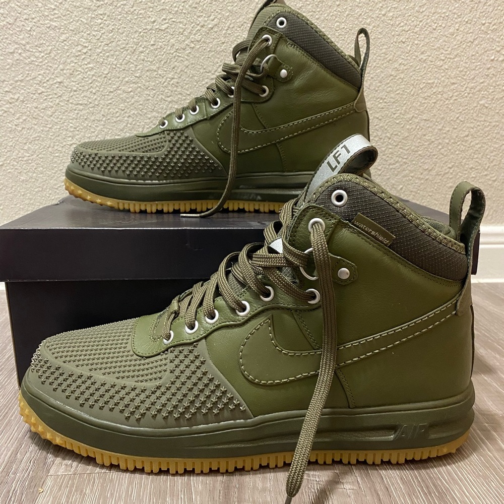 NIKE MENS Lunar Force 1 Duckboot Medium Olive Size:13